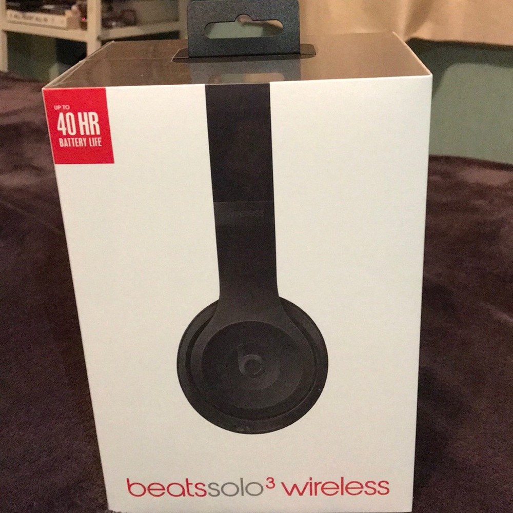 Beats Solo3 Wireless Headphones in Matte Black